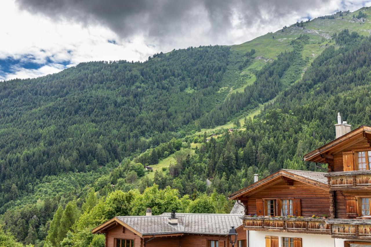 Le Vieux Valais Aparthotel โอวรอนนาซ ภายนอก รูปภาพ