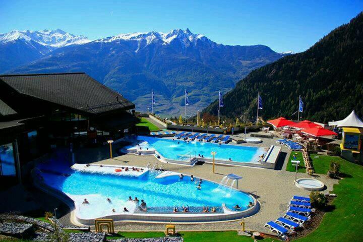 Le Vieux Valais Aparthotel โอวรอนนาซ ภายนอก รูปภาพ